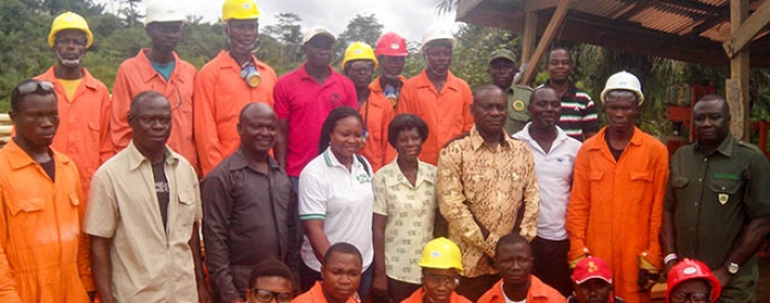 Seventeen former chainsaw millers undergo training